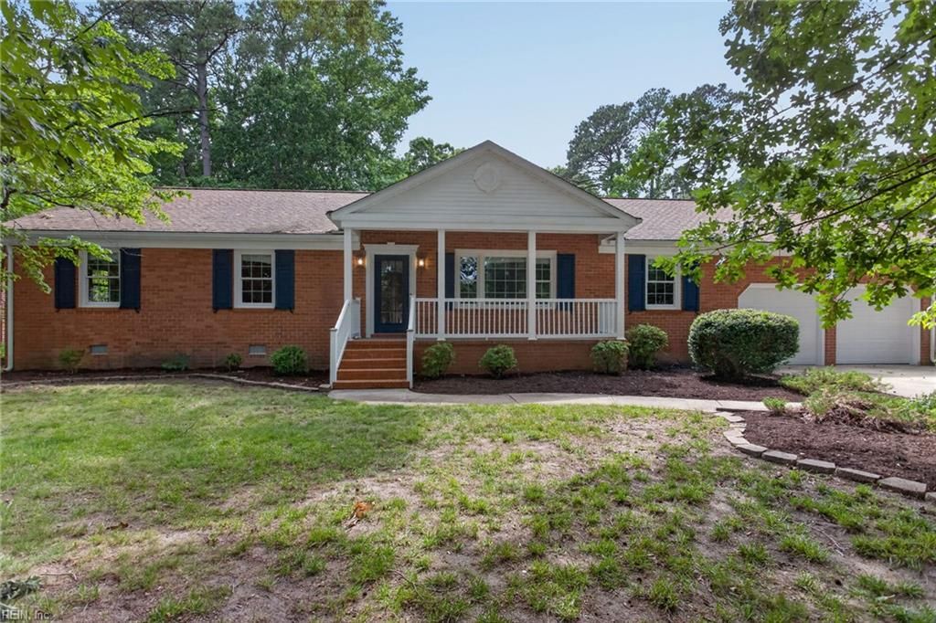 612 Old Dominion RD, Yorktown, VA 23692