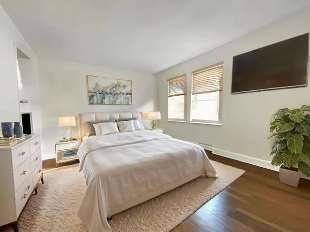 4016 Knoll Top Ct, Carmichael, CA 95608