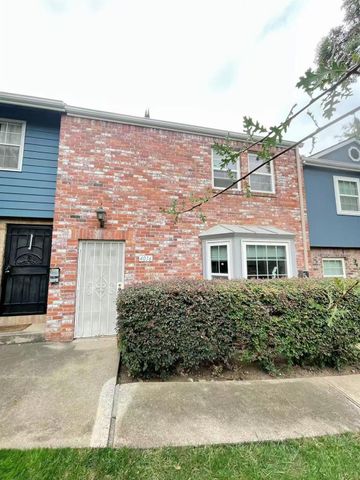 4016 Knoll Top Ct, Carmichael, CA 95608