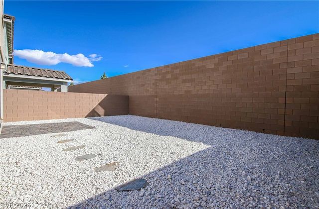 8177 Calpena Avenue, Las Vegas, NV 89113