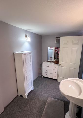 24480 County Road 255, Pittsburg, MO 65724