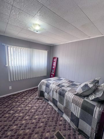 24480 County Road 255, Pittsburg, MO 65724