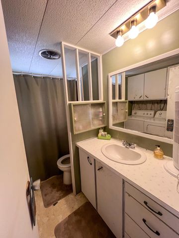 24480 County Road 255, Pittsburg, MO 65724