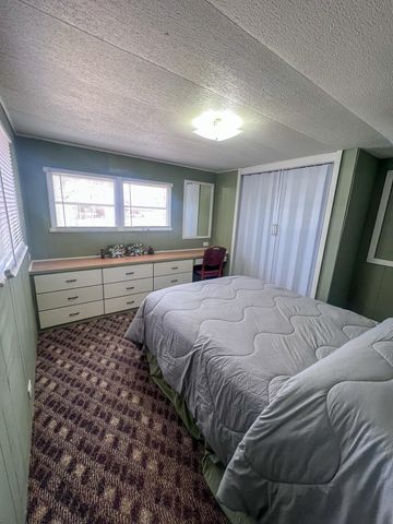 24480 County Road 255, Pittsburg, MO 65724