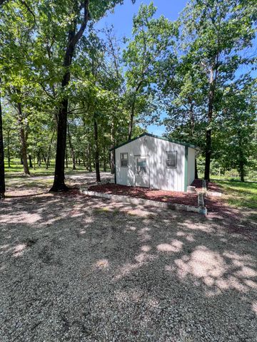 24480 County Road 255, Pittsburg, MO 65724