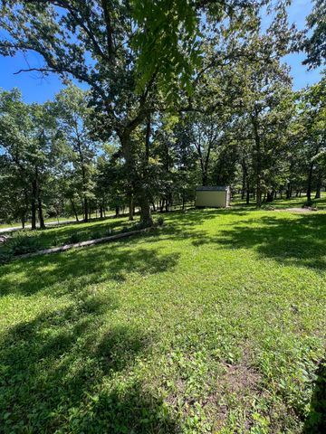 24480 County Road 255, Pittsburg, MO 65724