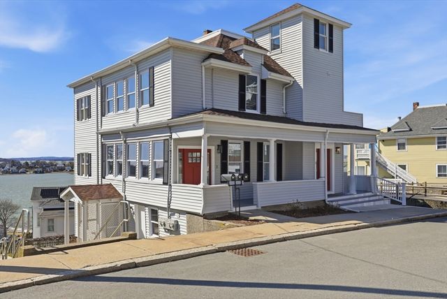 51 Harbor View Ave PH3, Winthrop, MA 02152