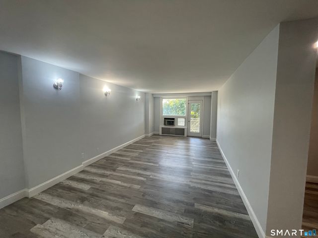 91 Strawberry Hill Avenue 424, Stamford, CT 06902