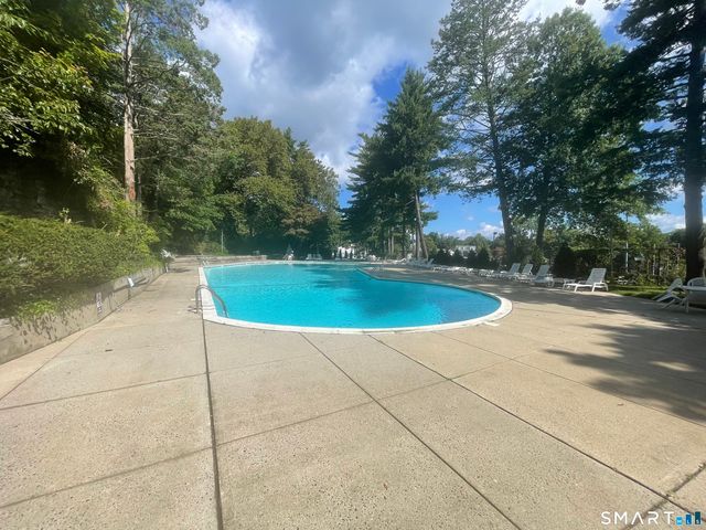 91 Strawberry Hill Avenue 424, Stamford, CT 06902