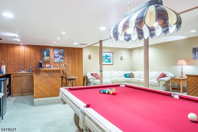 29 Candace Ln, Chatham Twp., NJ 07928