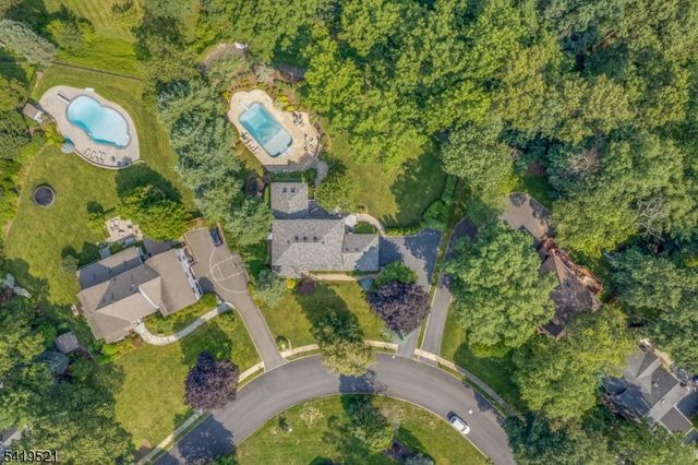 29 Candace Ln, Chatham Twp., NJ 07928