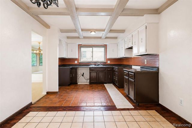 45429 Brunswick Drive, Canton, MI 48187