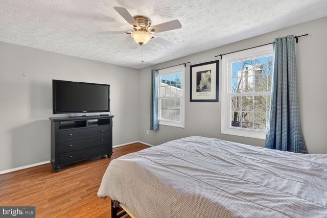 1604 10TH ST S, Arlington, VA 22204