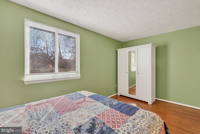 1604 10TH ST S, Arlington, VA 22204