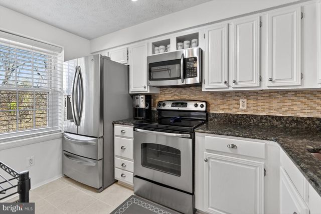 1604 10TH ST S, Arlington, VA 22204