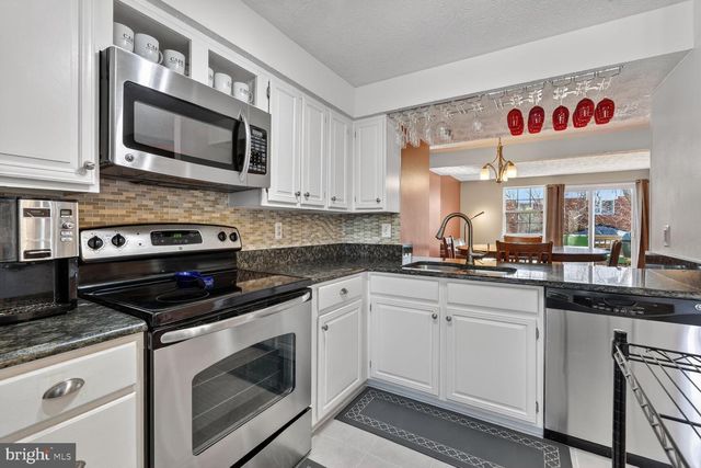 1604 10TH ST S, Arlington, VA 22204