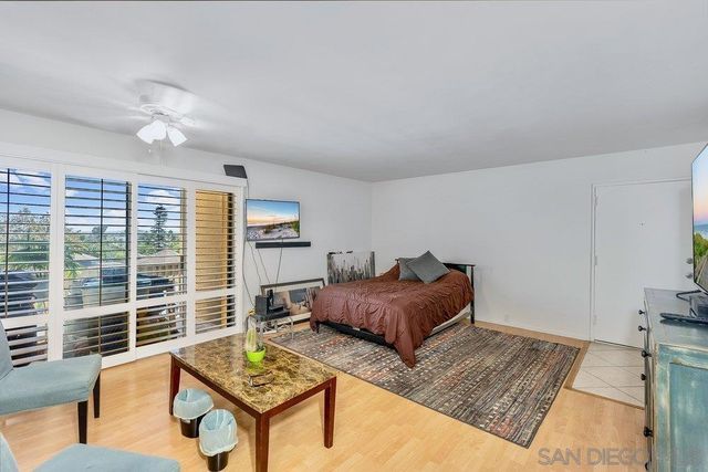 1855 Diamond St 220, San Diego, CA 92109