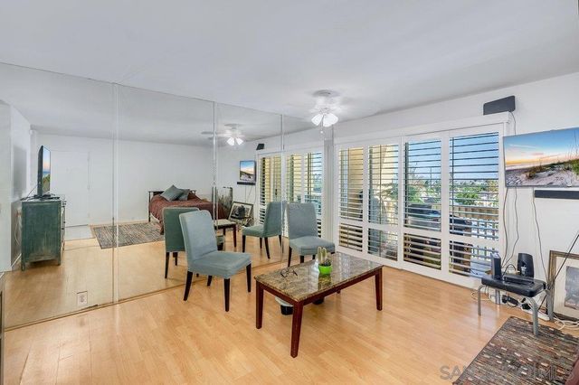1855 Diamond St 220, San Diego, CA 92109