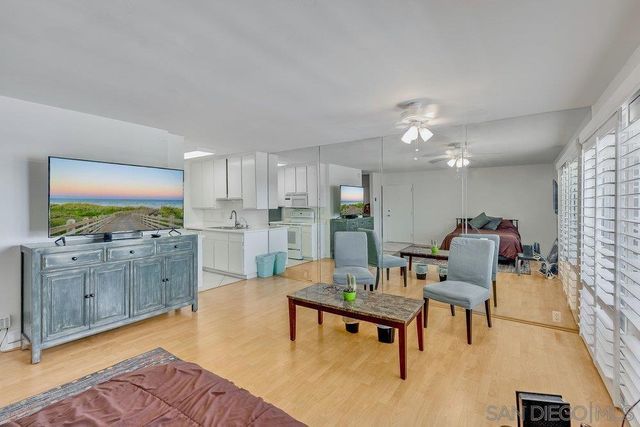 1855 Diamond St 220, San Diego, CA 92109