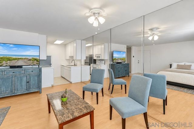 1855 Diamond St 220, San Diego, CA 92109