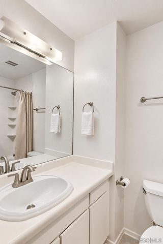 1855 Diamond St 220, San Diego, CA 92109