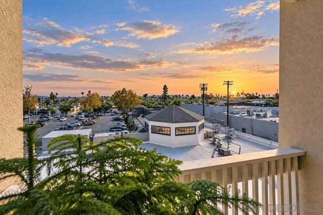 1855 Diamond St 220, San Diego, CA 92109