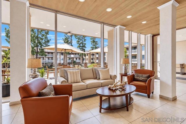 1855 Diamond St 220, San Diego, CA 92109