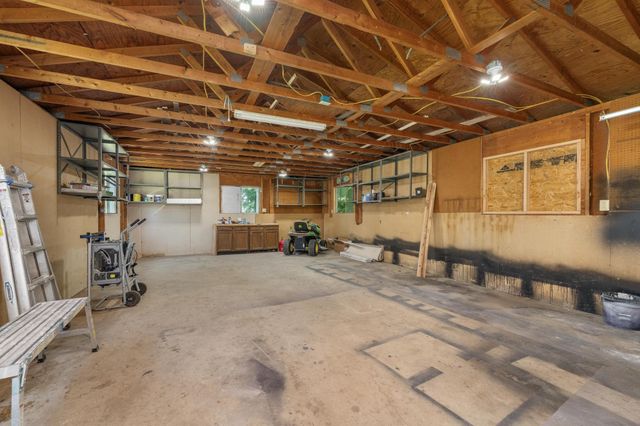 542 W Sunrise Dr, Wichita, KS 67217