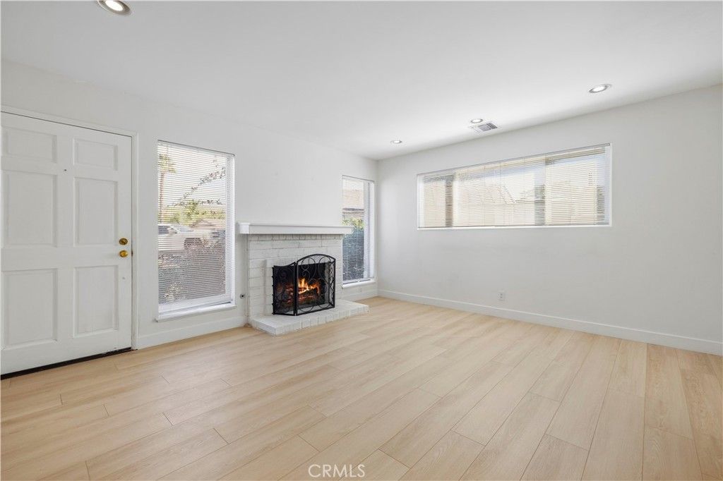 14719 Zinnia Court, Canyon Country, CA 91387 — photo 2