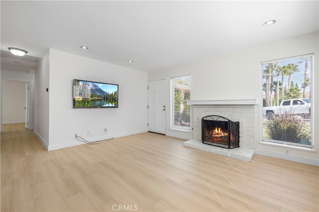 14719 Zinnia Court, Canyon Country, CA 91387 — photo 3