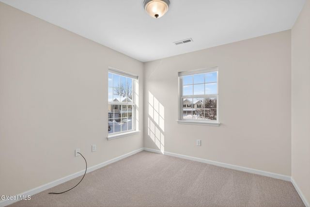 36 Governor Circle, Albany, NY 12208