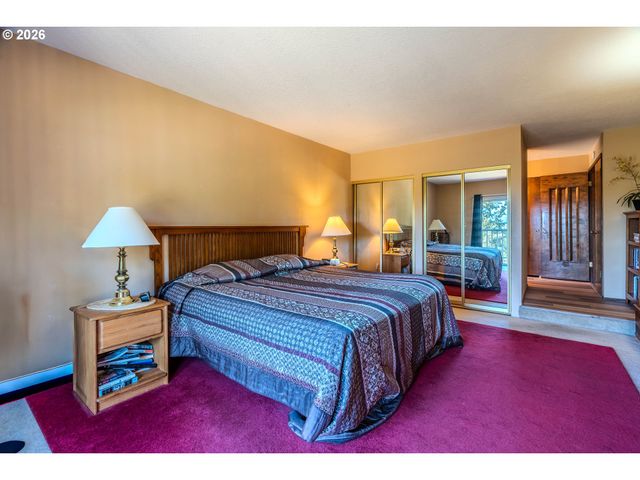 10900 Se 258TH Pl, Damascus, OR 97089