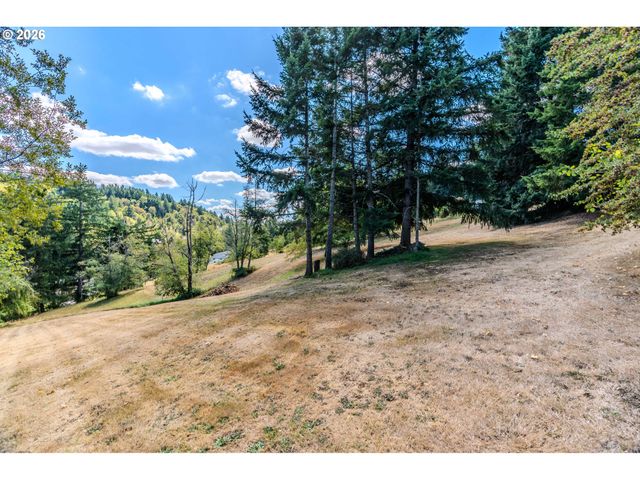 10900 Se 258TH Pl, Damascus, OR 97089