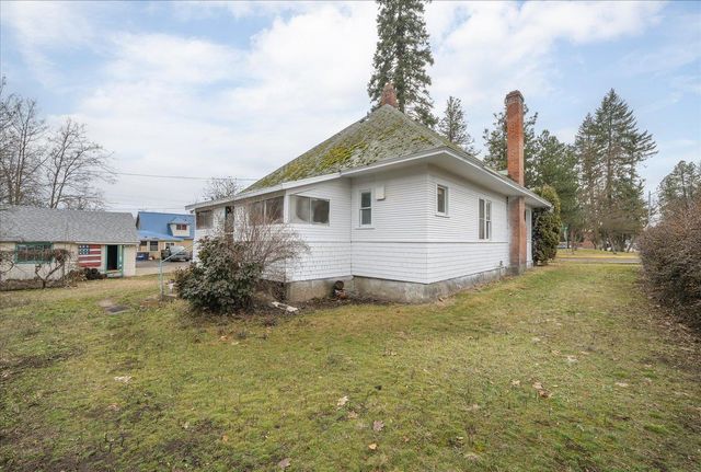 417 C St, Cheney, WA 99004