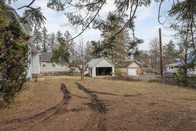 417 C St, Cheney, WA 99004