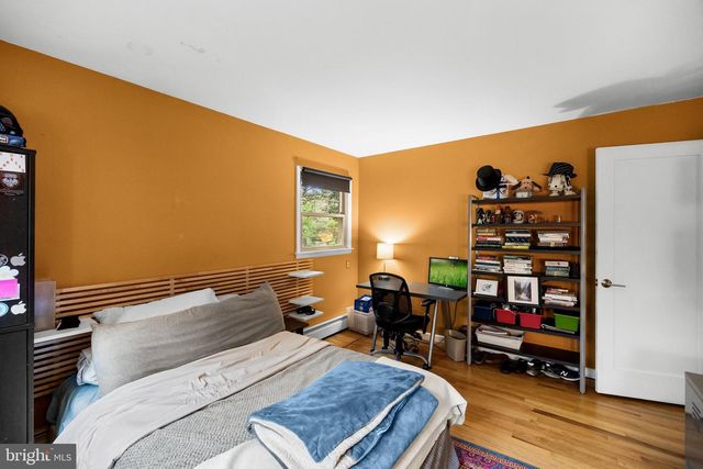 32 OAKWOOD DR, Medford, NJ 08055