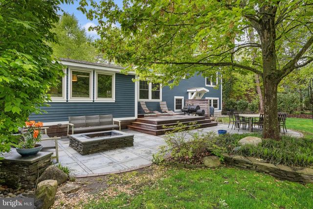 32 OAKWOOD DR, Medford, NJ 08055