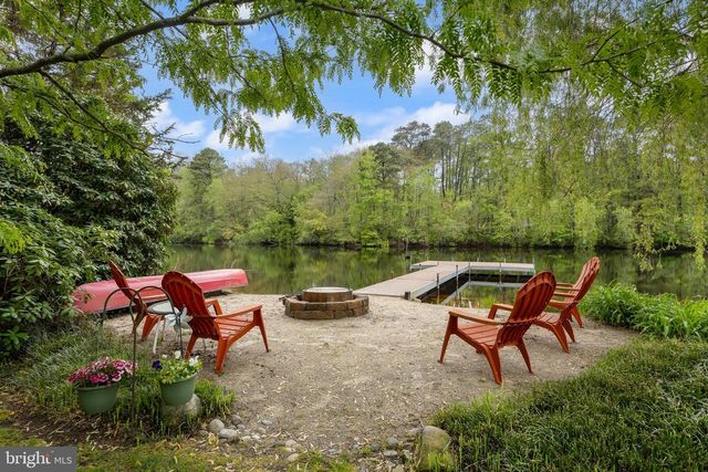 32 OAKWOOD DR, Medford, NJ 08055