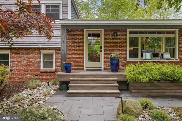 32 OAKWOOD DR, Medford, NJ 08055