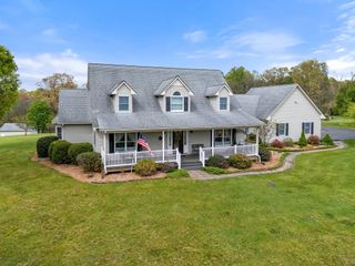 104 TALIAFERRO DR, Churchville, VA 24421