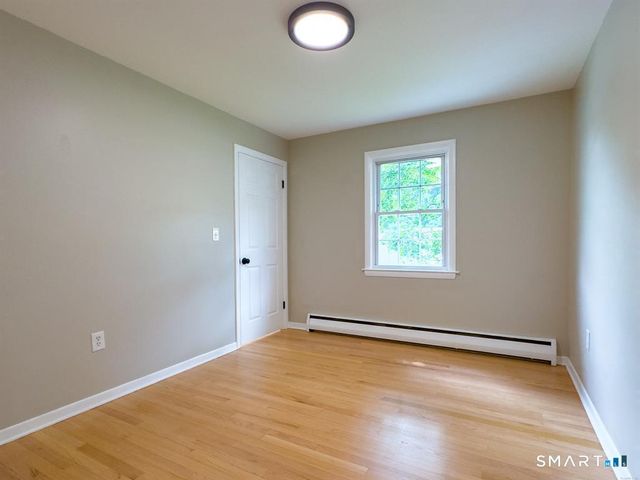 32 Kaynor Drive, Waterbury, CT 06708