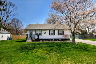 194 Fuller Drive NE, Warren, OH 44484