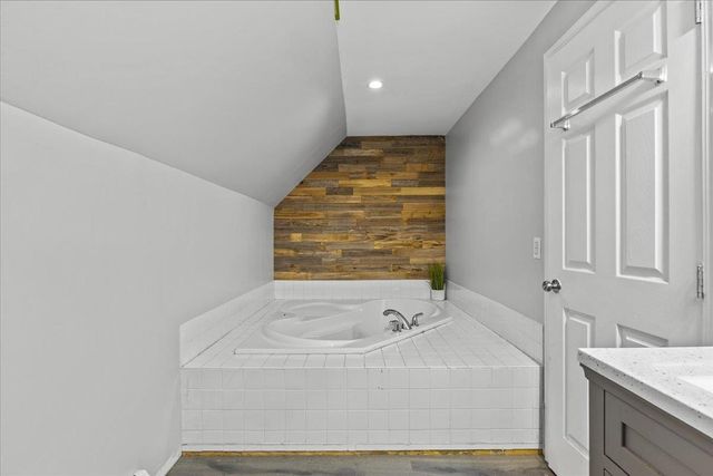 6 Guyette Circle, St. Albans City, VT 05478