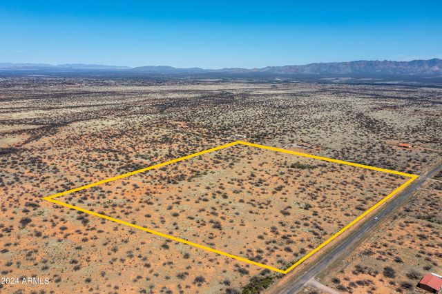 38 Acres 3 Canyons Boulevard P, Hereford, AZ 85615