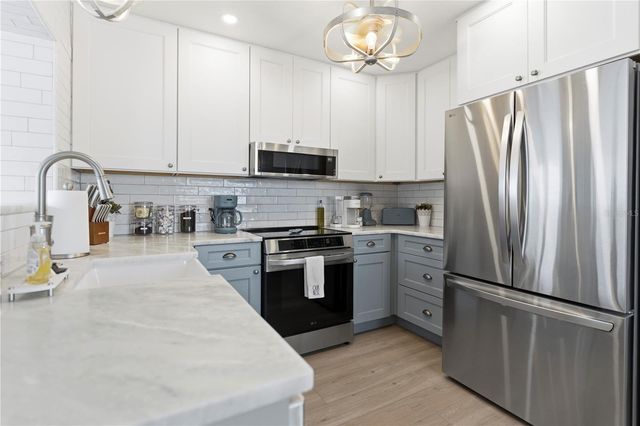 1977 BEACH ROAD 44, Englewood, FL 34223