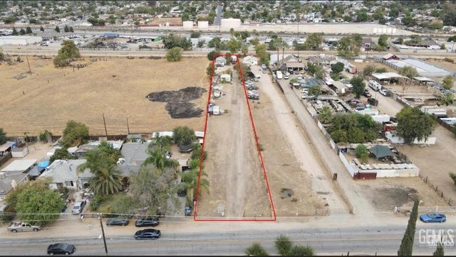 4024 Deacon Avenue, Bakersfield, CA 93307