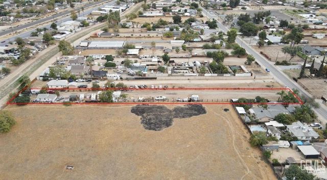 4024 Deacon Avenue, Bakersfield, CA 93307