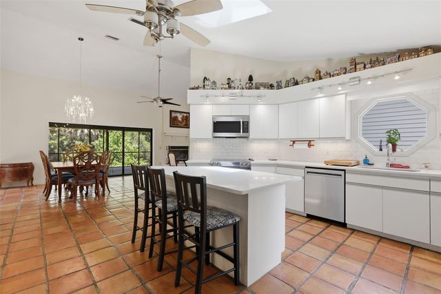 881 PINTO CIRCLE, Nokomis, FL 34275