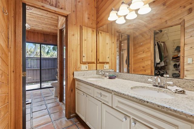 881 PINTO CIRCLE, Nokomis, FL 34275