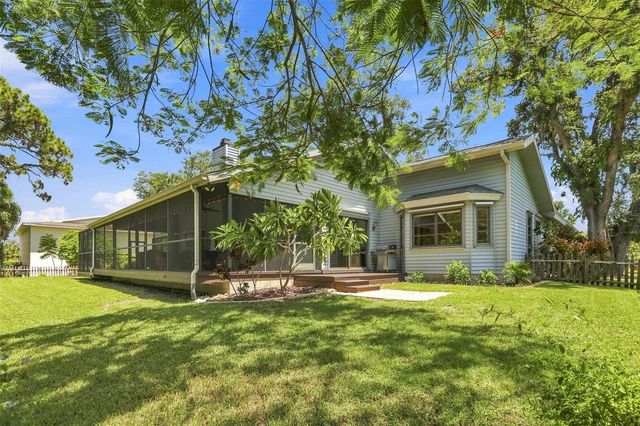 881 PINTO CIRCLE, Nokomis, FL 34275